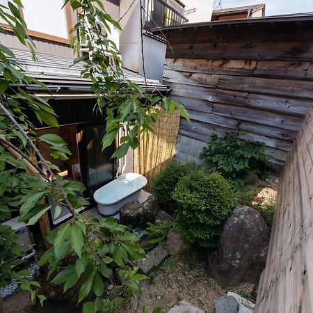 Guest House Hinata - Japanese House With Sauna And Open-Air Bath Takajama Kültér fotó